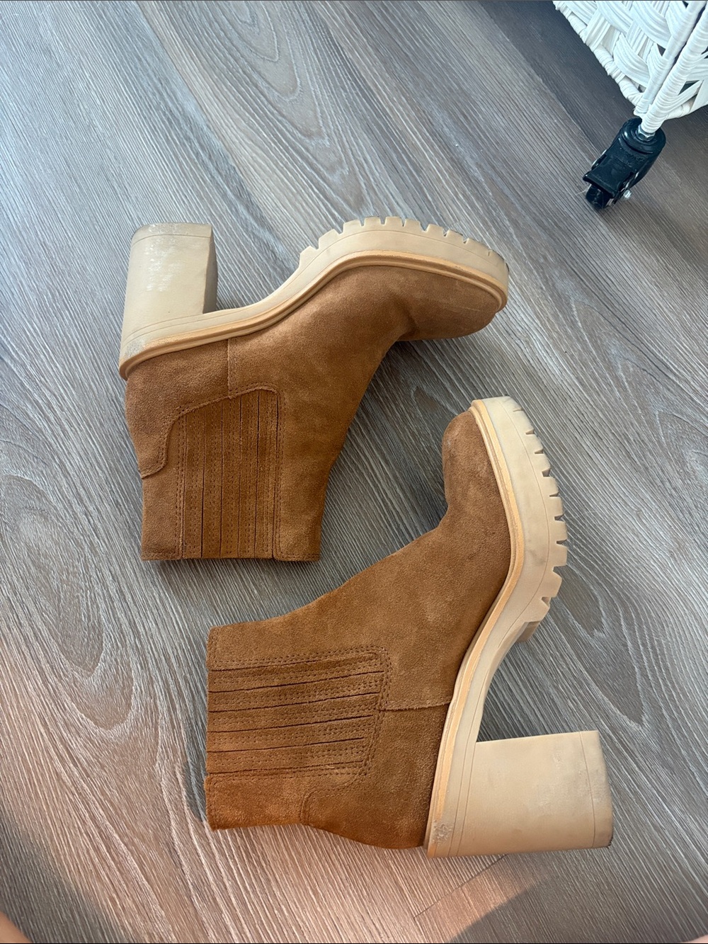 Dolce Vita Chestnut Suede Chunky Heel Ankle Boots - Picture 2 of 5